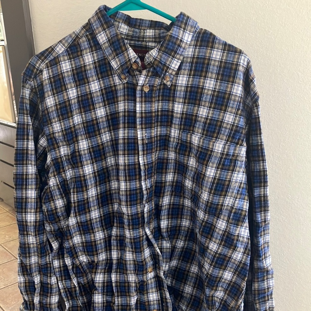 FINAL MARKDOWN Covington flannel shirt large